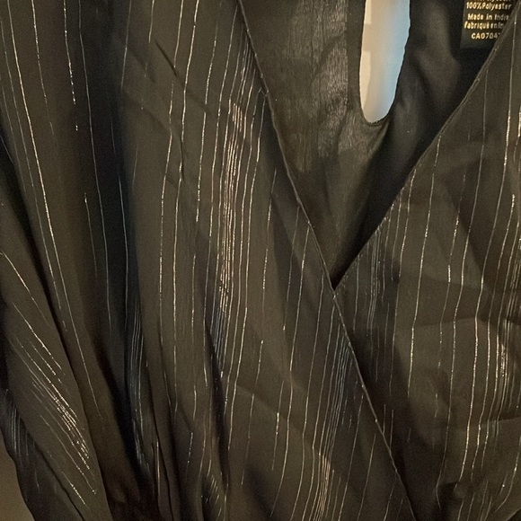 Japna - Flowy Black & silver stripe dress - Picture 5 of 5